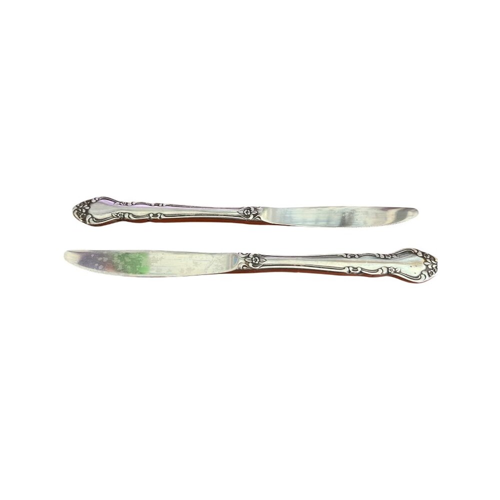 Set of 2 Reed & Barton Stainless Flambeau Knives Vintage Silver Floral Design
